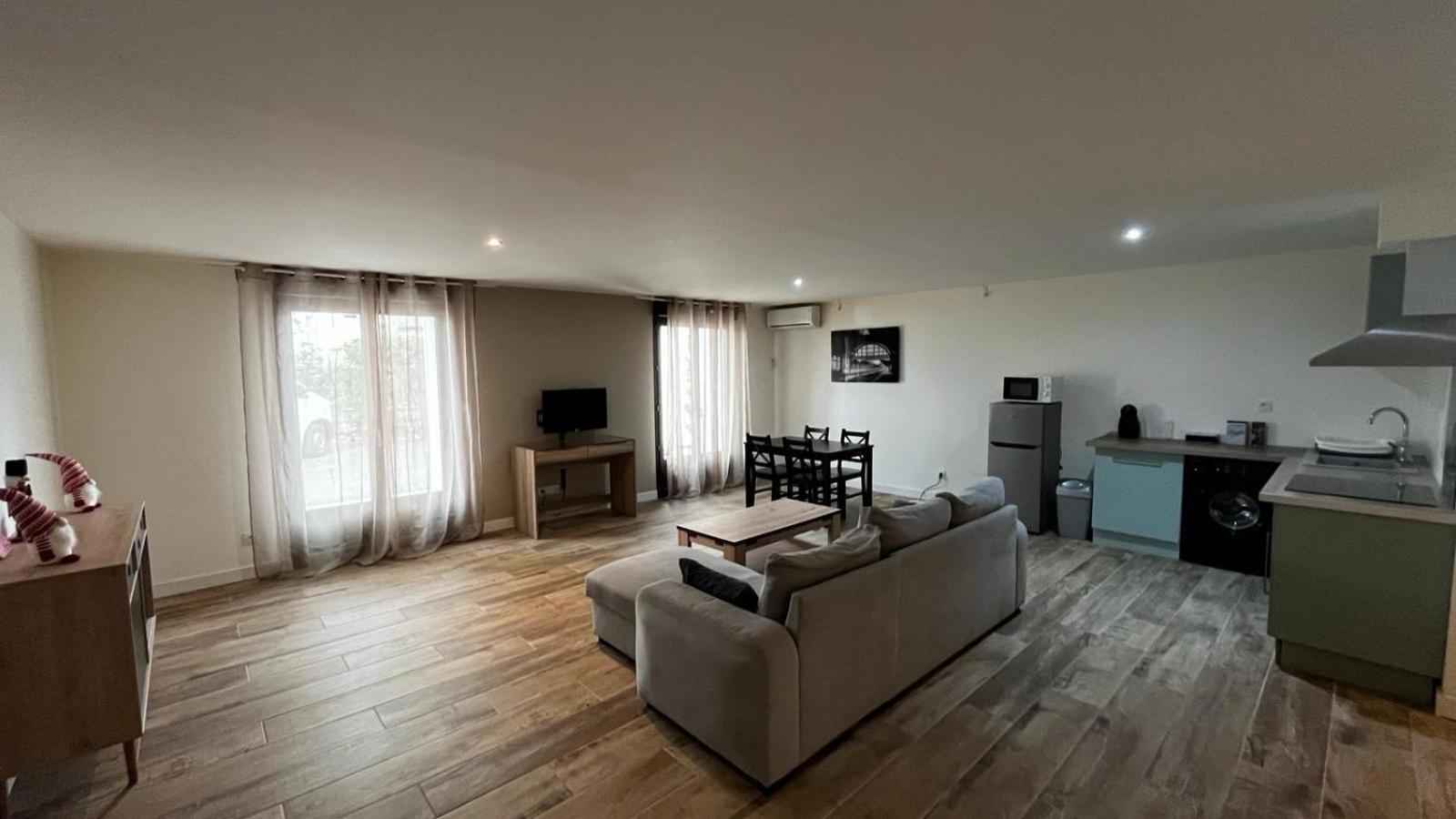 Spacieux T2, Residence Charles Trenet Narbonne Room photo